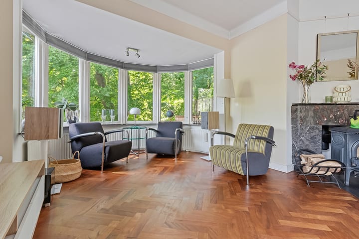 Hoekwoning te koop: Loosdrechtseweg 19, Hilversum