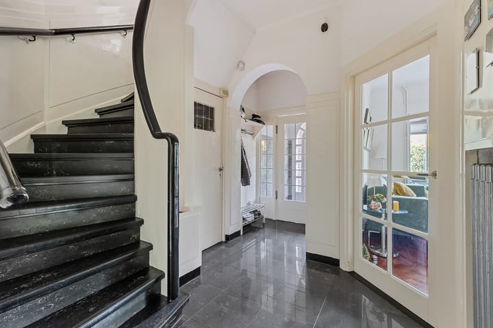 Hoekwoning te koop: Loosdrechtseweg 19, Hilversum