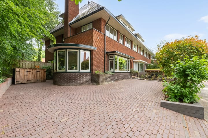 Hoekwoning te koop: Loosdrechtseweg 19, Hilversum