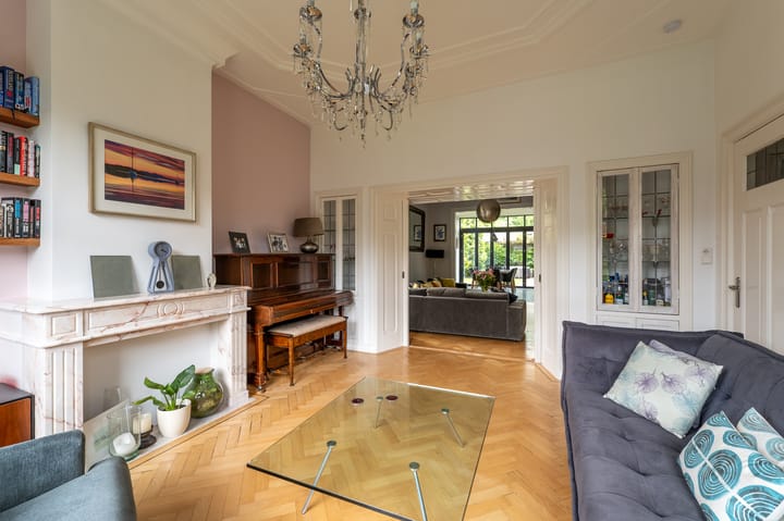 Hoekwoning te koop: Lage Naarderweg 8, Hilversum