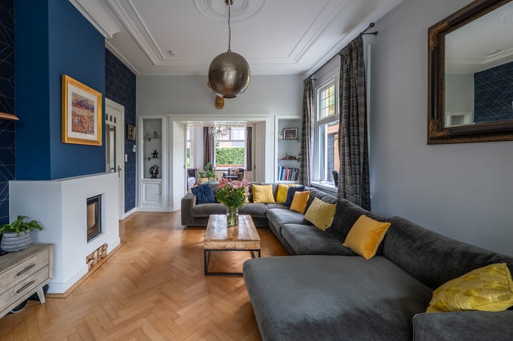Hoekwoning te koop: Lage Naarderweg 8, Hilversum
