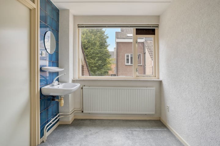 Tussenwoning te koop: oostwal 83, Oldenzaal
