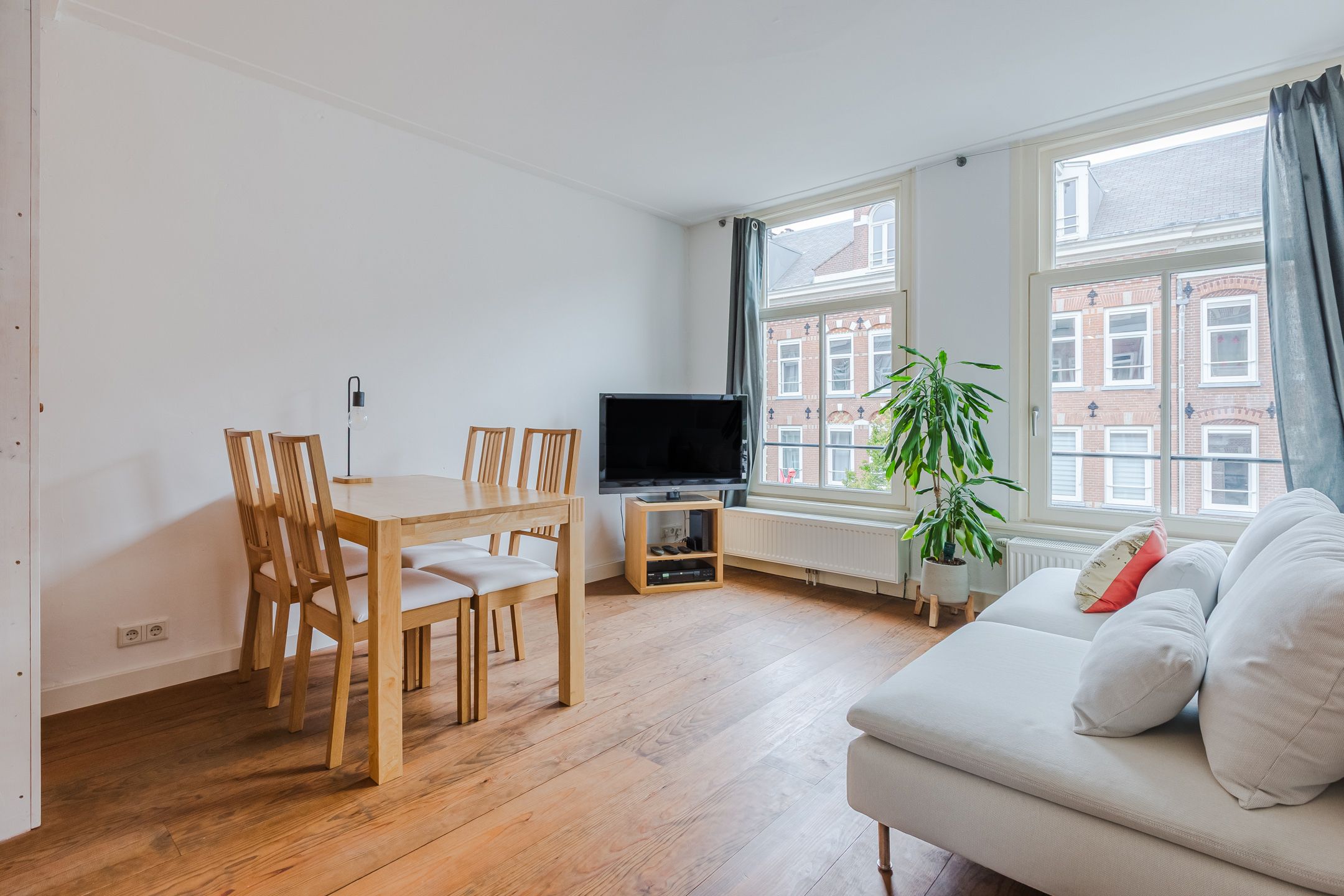 Foto 3 van Tweede van Swindenstraat 186-2