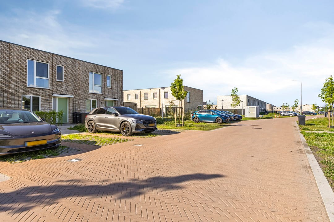 Photo 47 of Carl Jungstraat 44