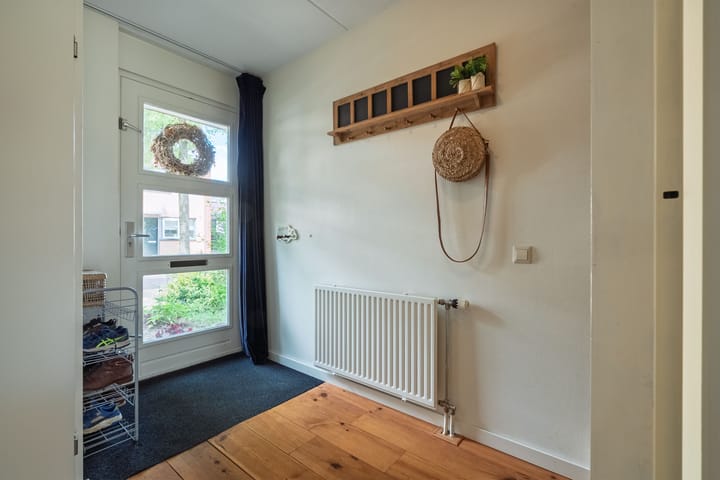 Tussenwoning te koop: Cor Bruijnstraat 7, Wageningen