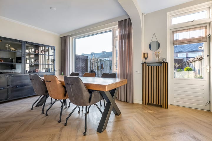 Tussenwoning te koop: Spechtstraat 4, Oosterhout (Nb)