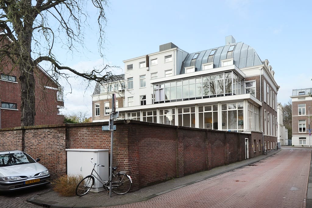View photo 3 of Dr. Kuyperstraat 5