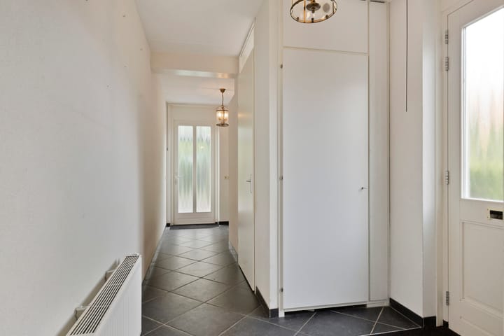 Twee-onder-één-kap te koop: H.W. Bentinckstraat 7, Diepenheim