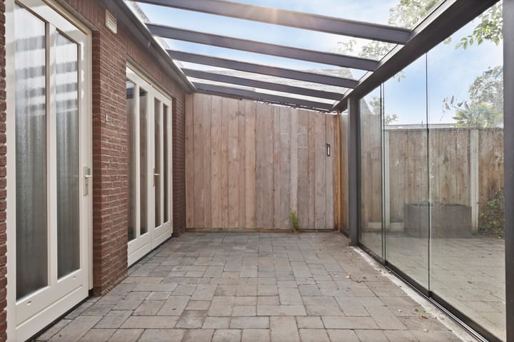 Twee-onder-één-kap te koop: H.W. Bentinckstraat 7, Diepenheim
