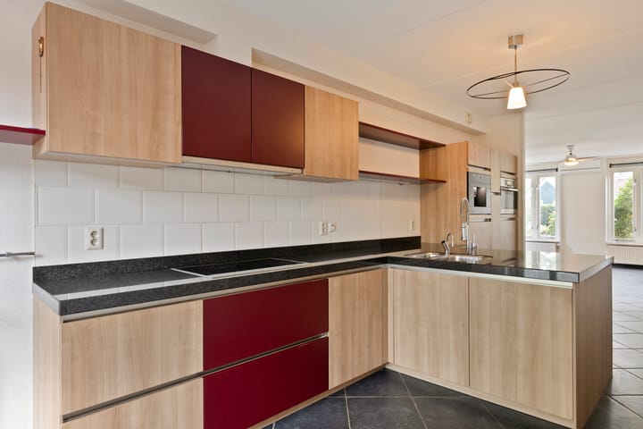 Twee-onder-één-kap te koop: H.W. Bentinckstraat 7, Diepenheim