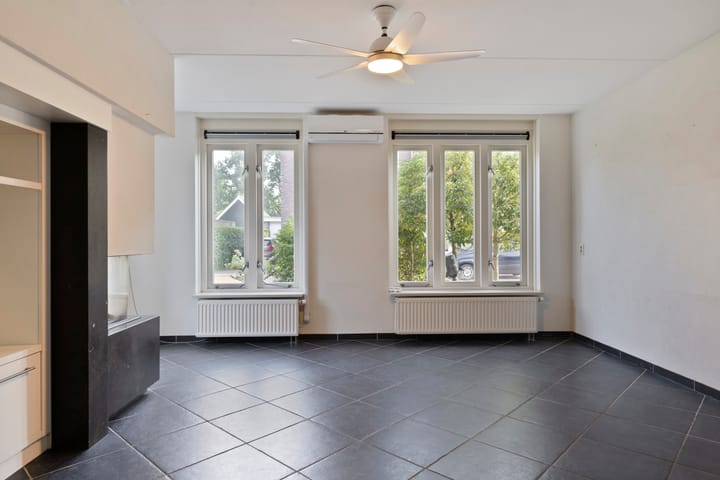 Twee-onder-één-kap te koop: H.W. Bentinckstraat 7, Diepenheim