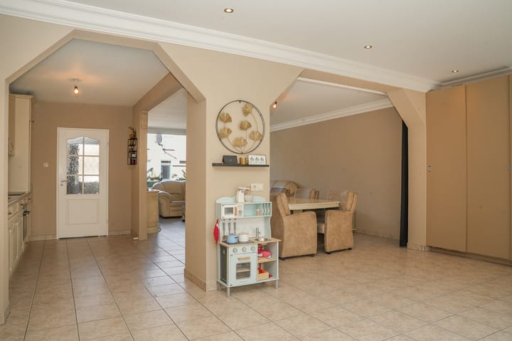 Hoekwoning te koop: Surinamestraat 2, Kerkdriel