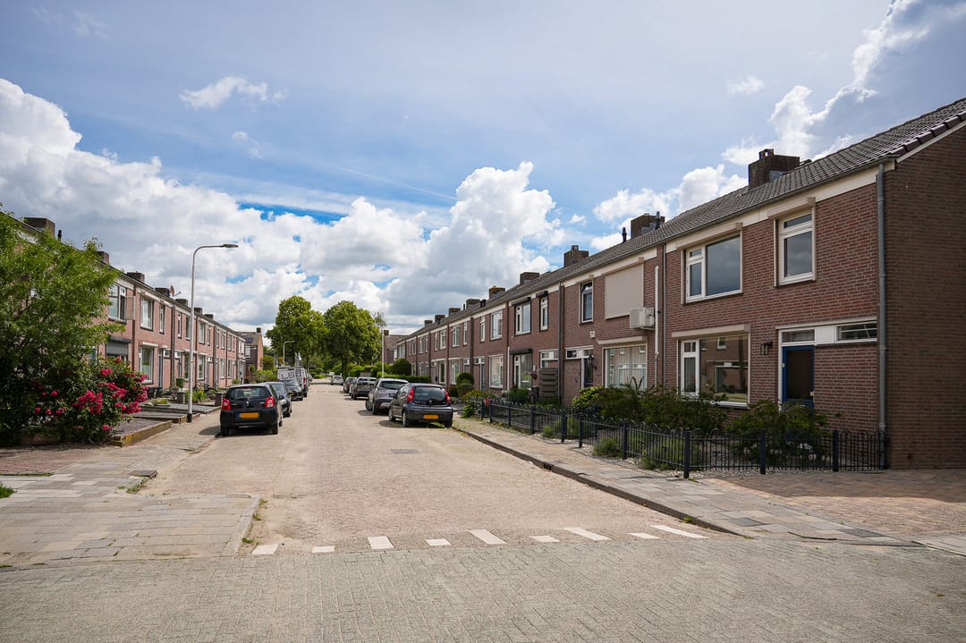 Foto 2 van Surinamestraat 2