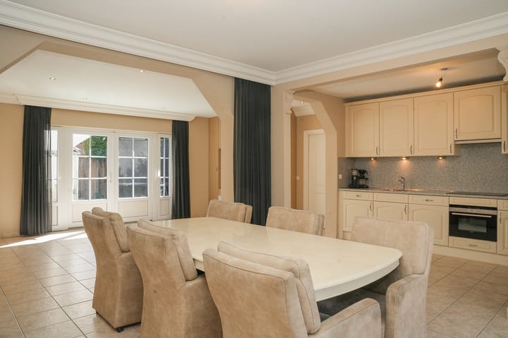 Hoekwoning te koop: Surinamestraat 2, Kerkdriel