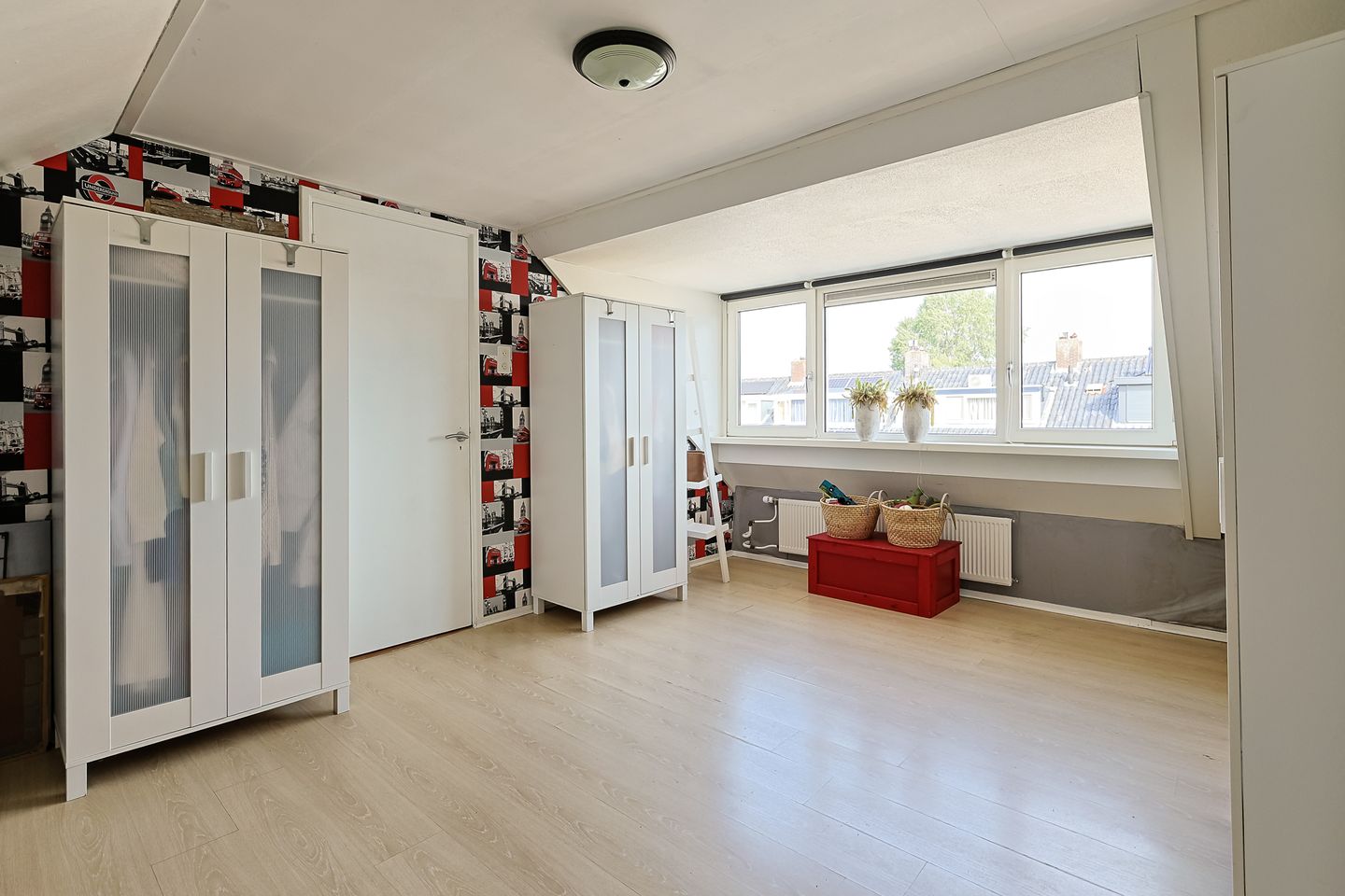 Photo 25 of Beatrixstraat 35