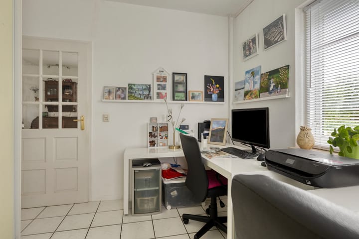 Vrijstaande woning te koop: Corry Vonklaan 8, Pijnacker