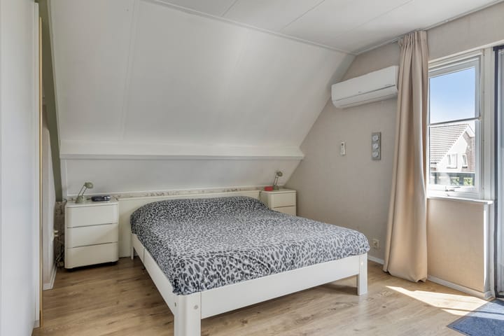 Vrijstaande woning te koop: Corry Vonklaan 8, Pijnacker
