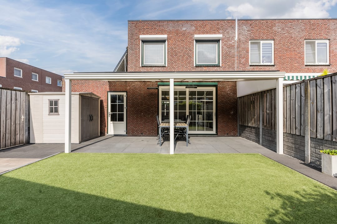 Photo 26 of Megenstraat 151