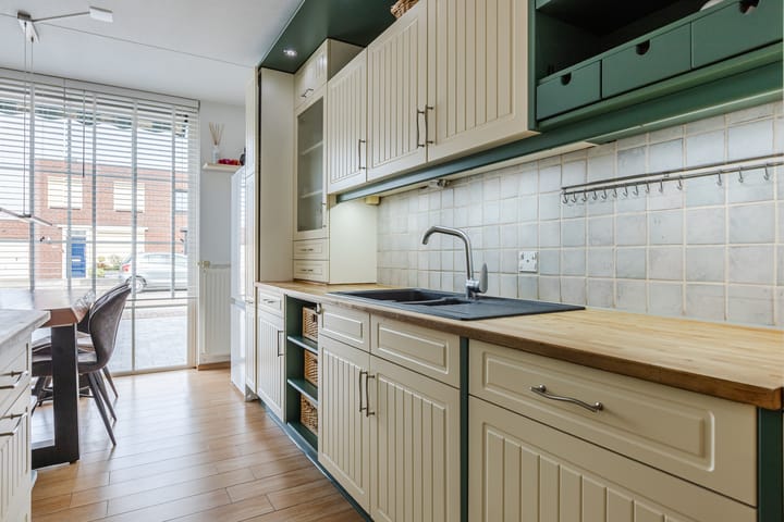 Hoekwoning te koop: Megenstraat 151, Tilburg