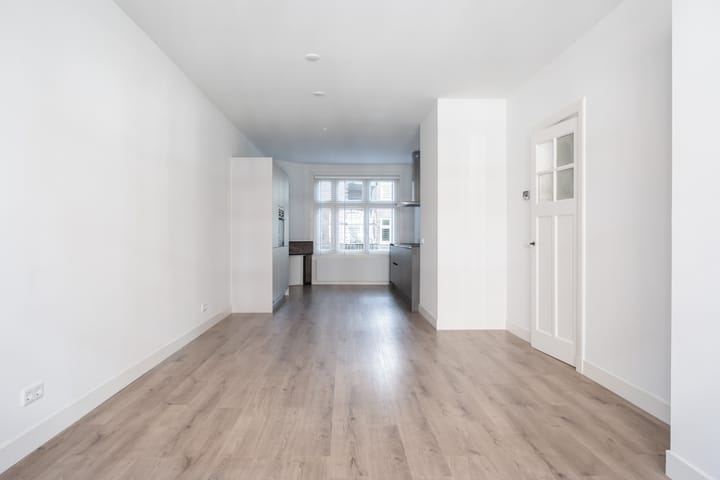 Appartement te huur: Molenbeekstraat 32-1, Amsterdam