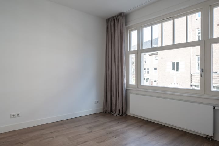 Appartement te huur: Molenbeekstraat 32-1, Amsterdam