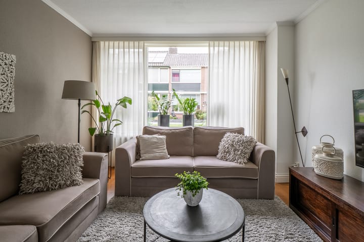 Tussenwoning te koop: Steenbokstraat 64, Hengelo