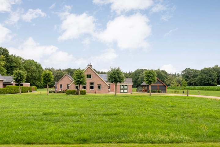 Vrijstaande woning te koop: Coevorderweg 13, Arriën