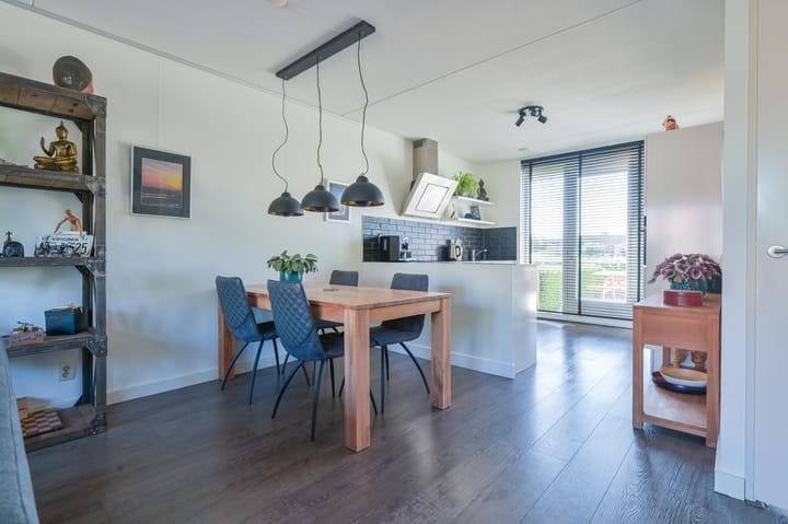 Tussenwoning te koop: Lijsterhof 39, Zeewolde