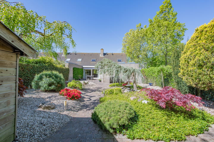 Hoekwoning te koop: Oranjezon 6, Limmen