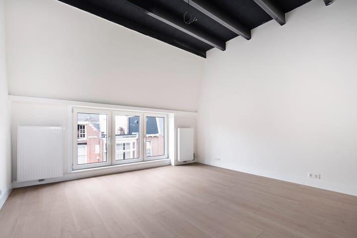 Appartement te koop: Willem van Outhoornstraat 40B, 'S-Gravenhage