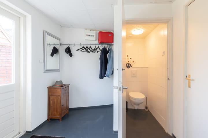Twee-onder-één-kap te koop: Hoendiep Oostzijde 21, Briltil