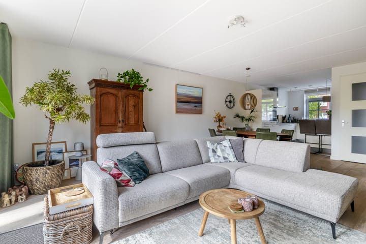Tussenwoning te koop: Brinkrijk 82, Pijnacker