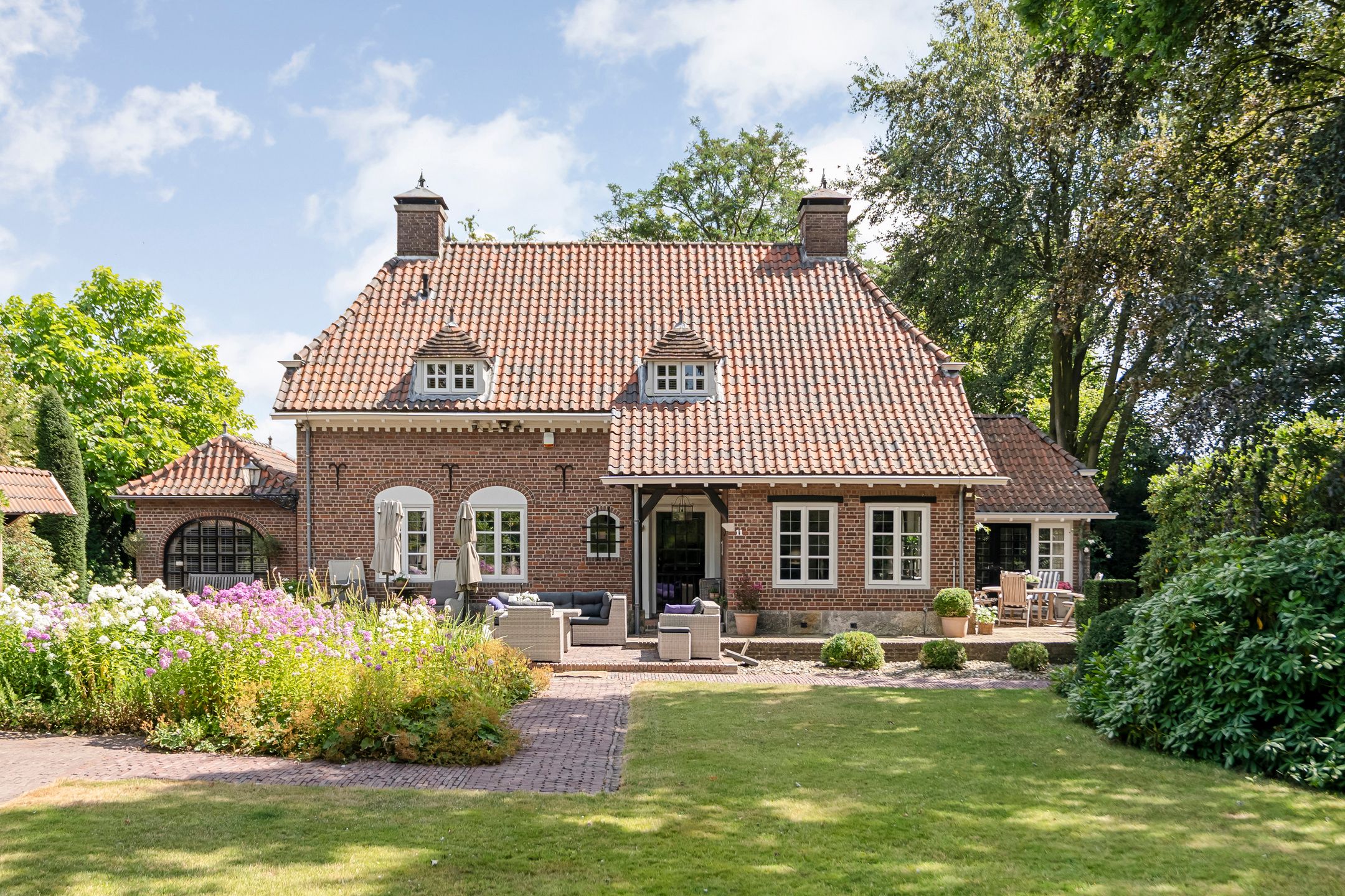 Oldenzaalseweg 11 