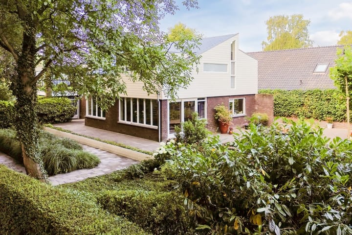 Vrijstaande woning te koop: Kasteelplaats 4, Gorinchem