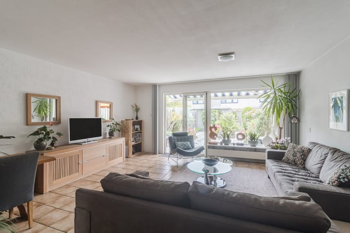 Tussenwoning te koop: Rosweide 4, Zoetermeer