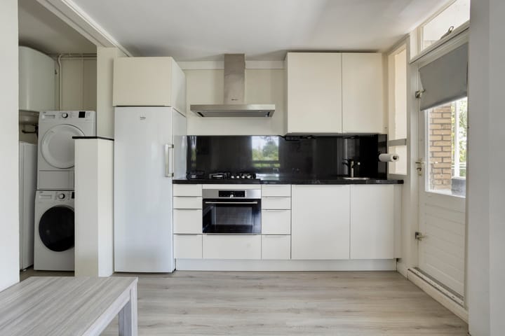 Appartement te koop: Boerhaavestraat 269, Vlaardingen