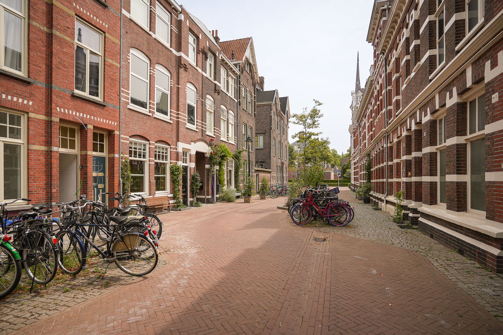 Photo 42 of Hertogstraat 9
