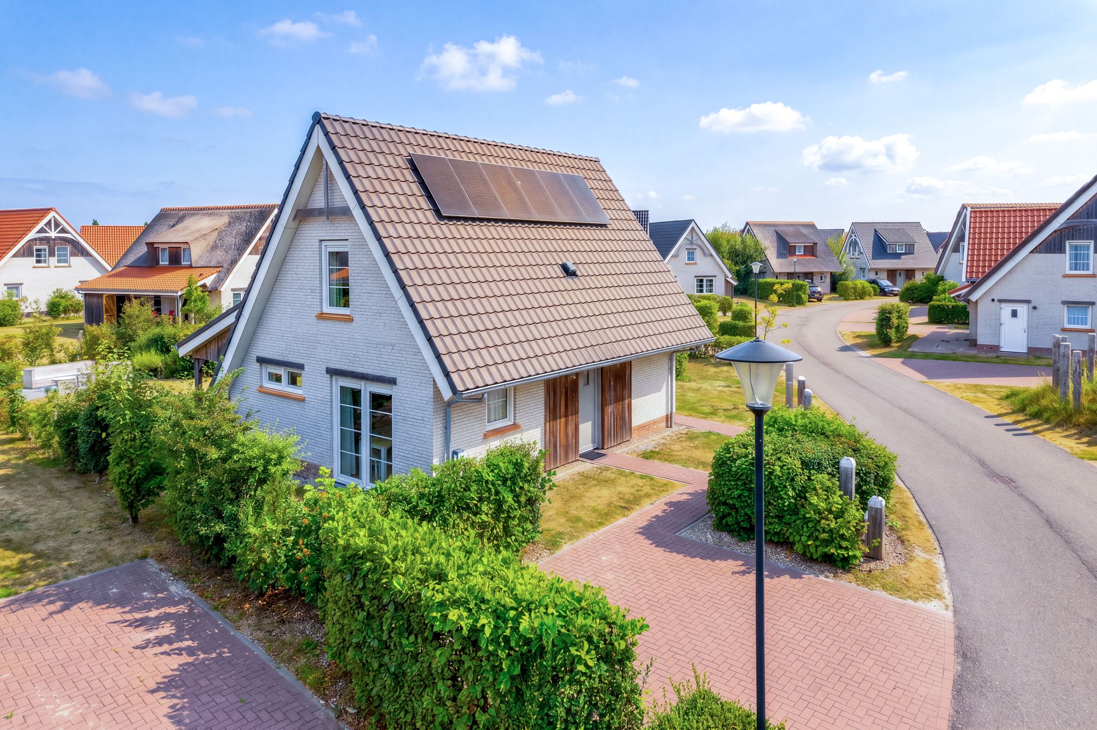 3-bedroom freehold villa in Nieuwvliet — photo 1 of 5