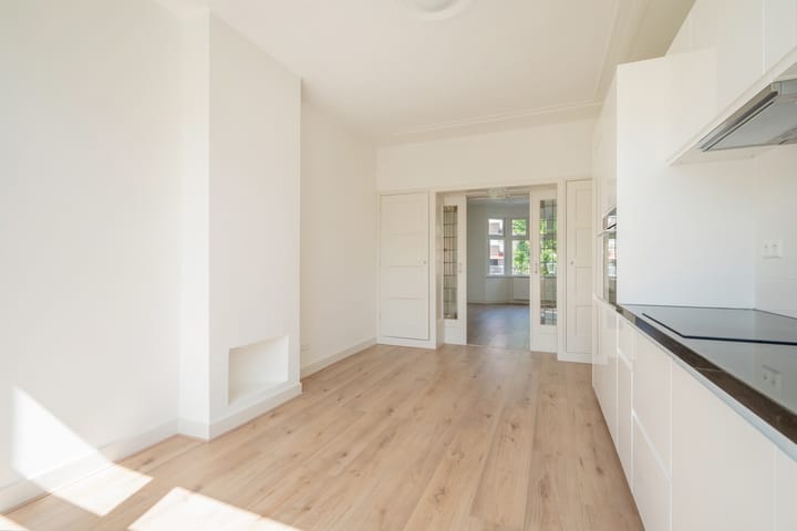 Appartement te huur: Perziklaan 52, 'S-Gravenhage