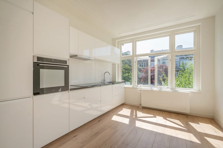 Appartement te huur: Perziklaan 52, 'S-Gravenhage