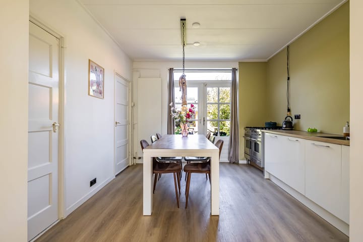 Tussenwoning te koop: P. Wierengaweg 28, Haren (Gr)