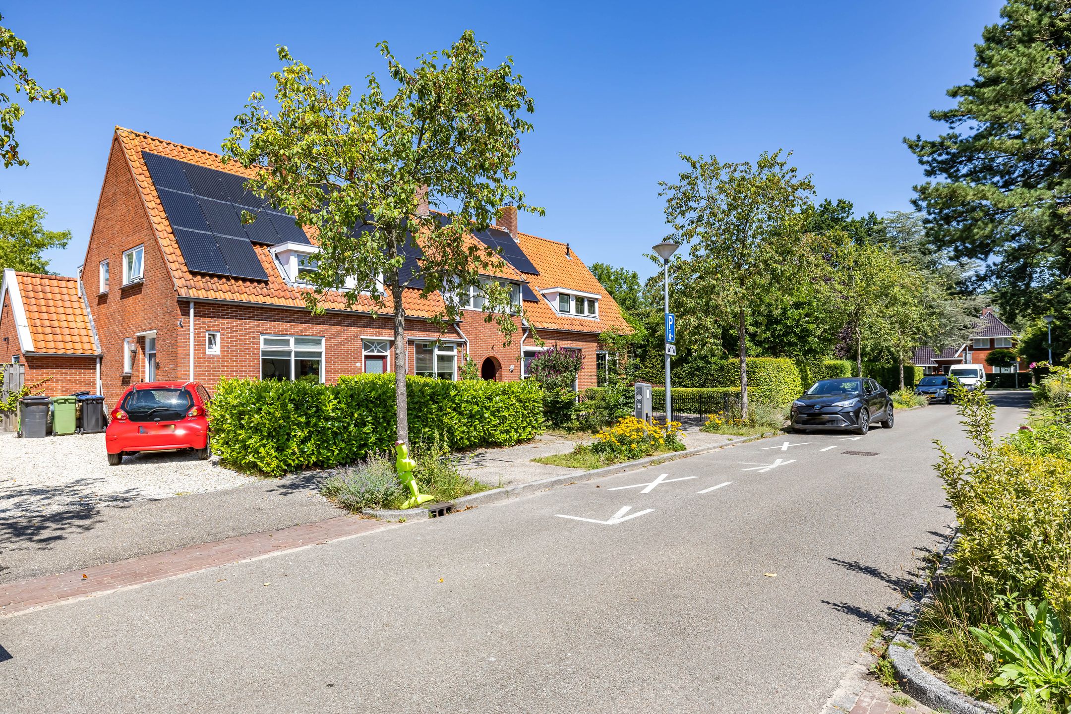Foto 45 van P. Wierengaweg 28