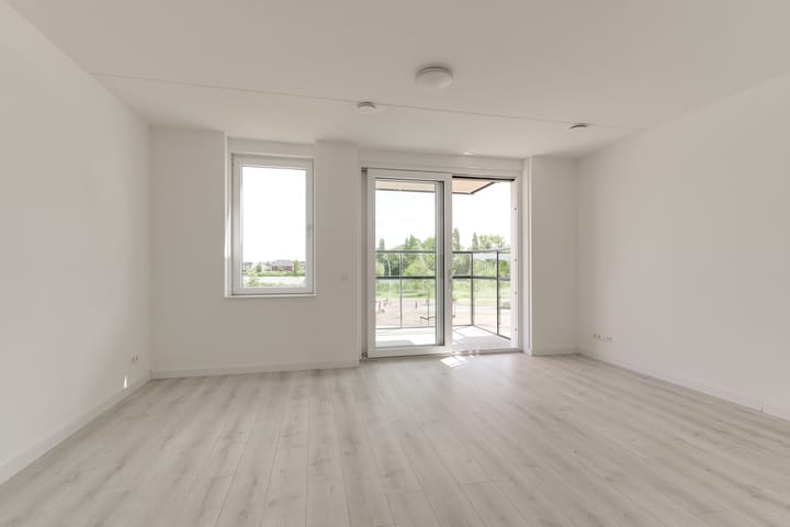 Appartement te koop: Begoniatuin 317, Pijnacker