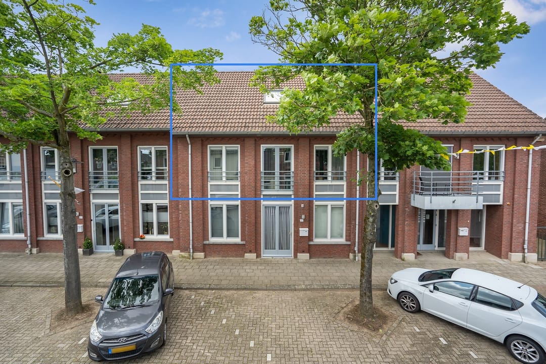 Foto 1 van Schoolstraat 13