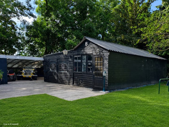 Vrijstaande woning te koop: Hoofdweg 156, Lijnden