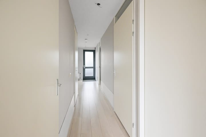 Appartement te koop: Koning Davidstraat 169, Zaandam