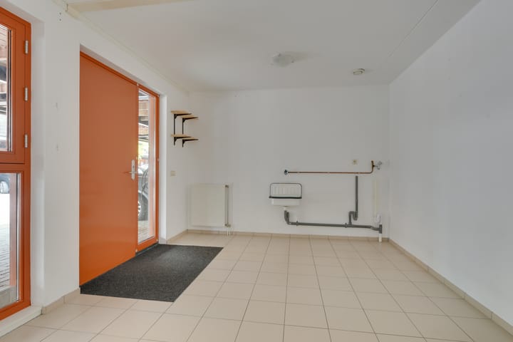 Tussenwoning te koop: Willem Hedastraat 175, Alkmaar