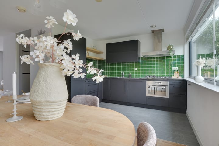 Tussenwoning te koop: Willem Hedastraat 175, Alkmaar