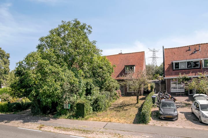 Tussenwoning te koop: Googweg 19, Muiderberg