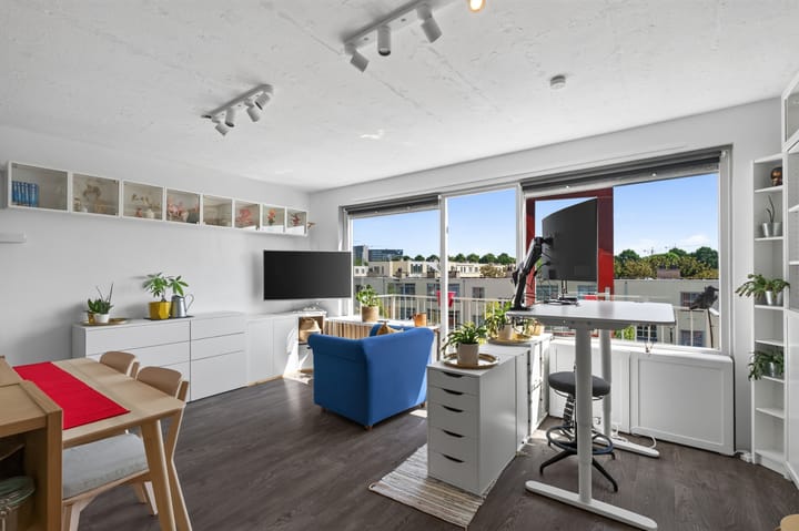 Studio te koop: Charlotte Brontéstraat 171, Amsterdam
